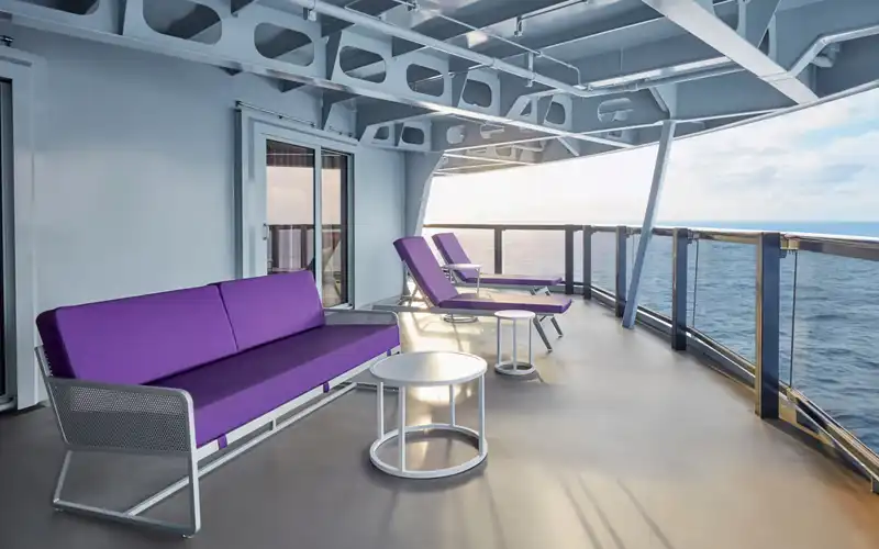 SCE Cheeky Corner Suite