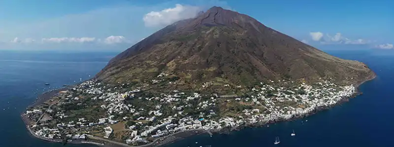 ストロンボリ島